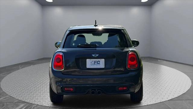 2016 MINI Hardtop Cooper S