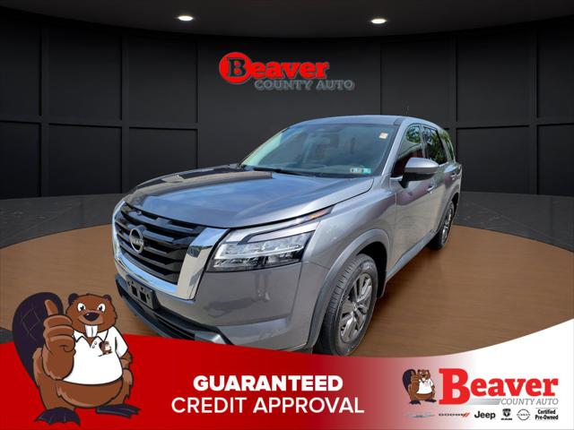 2022 Nissan Pathfinder S