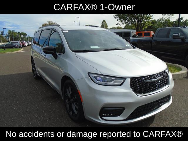 2026 Chrysler Pacifica Select 2026 Chrysler Pacifica Select