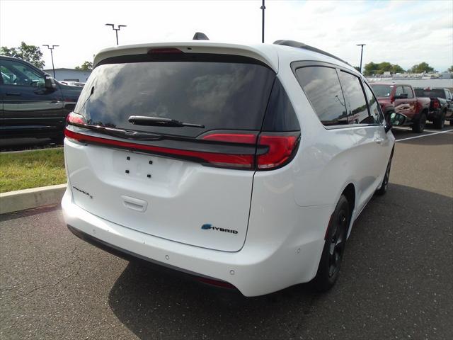 2024 Chrysler Pacifica Hybrid Premium S Appearance Pkg 2024 Chrysler Pacifica Hybrid Premium S Appearance Pkg