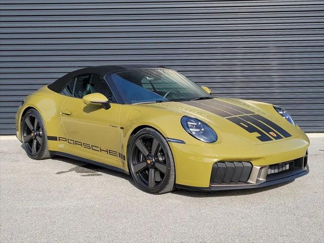 2026 Porsche 911 Carrera 4 GTS Cabriolet