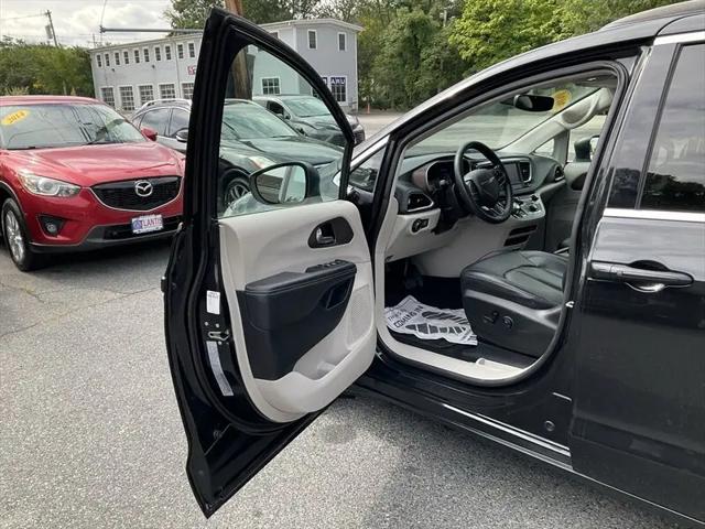 2020 Chrysler Voyager LXI