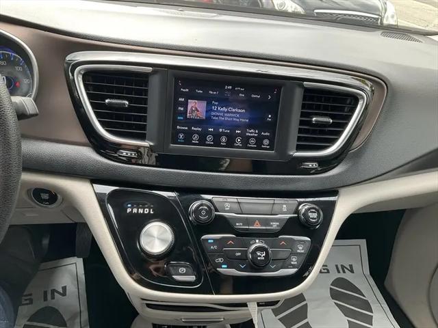 2020 Chrysler Voyager LXI
