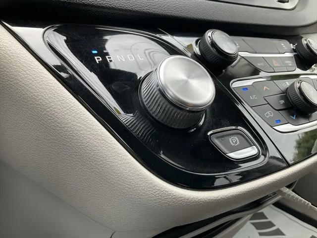 2020 Chrysler Voyager LXI