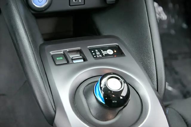2025 Nissan LEAF S