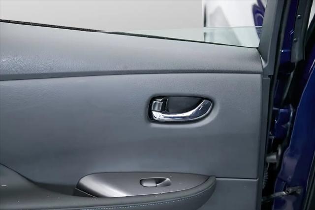 2025 Nissan LEAF S