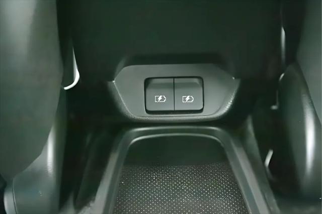 2025 Nissan LEAF S