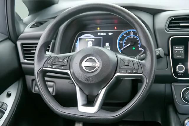 2025 Nissan LEAF S