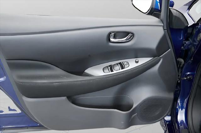 2025 Nissan LEAF S