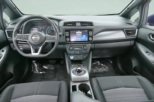 2025 Nissan LEAF S