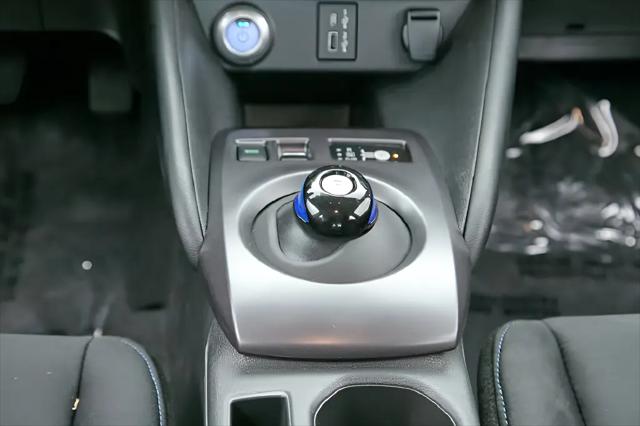 2025 Nissan LEAF S