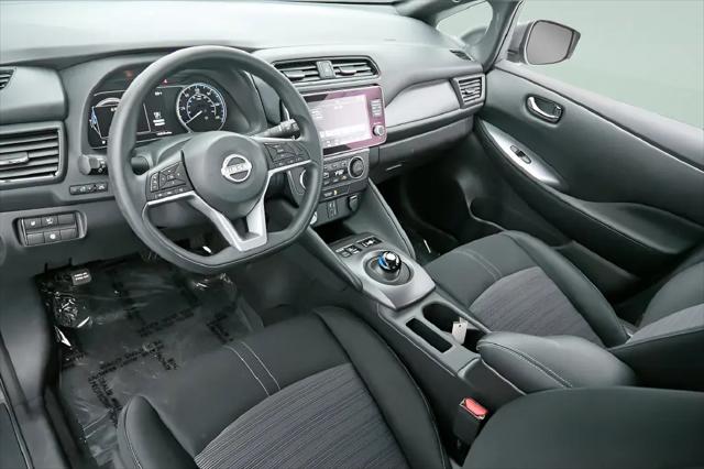 2025 Nissan LEAF S