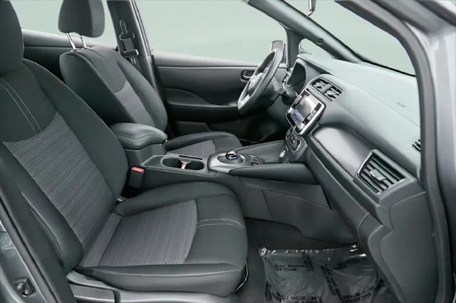 2025 Nissan LEAF S