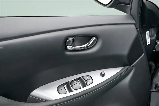 2025 Nissan LEAF S