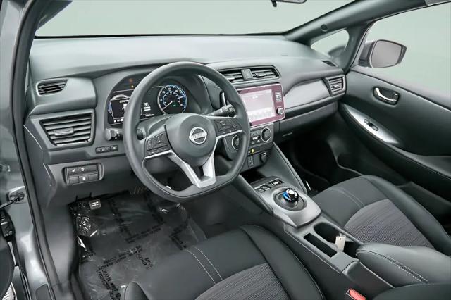 2025 Nissan LEAF S