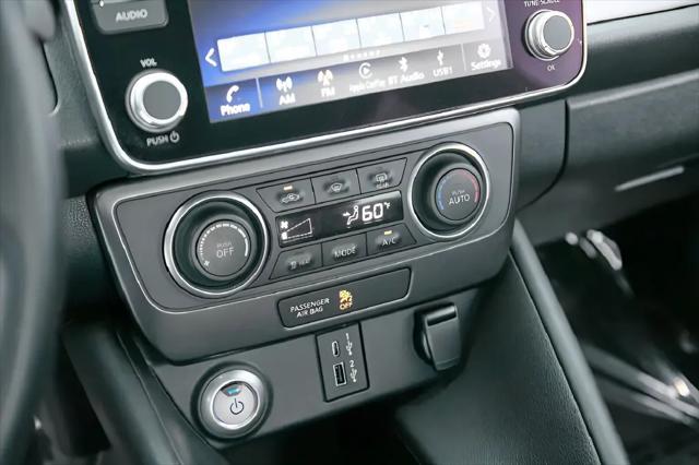 2025 Nissan LEAF S