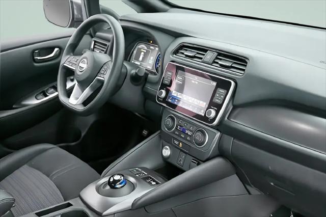 2025 Nissan LEAF S