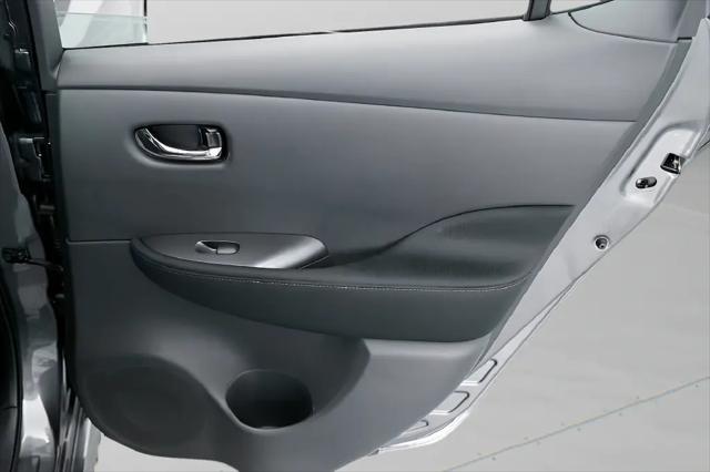 2025 Nissan LEAF S