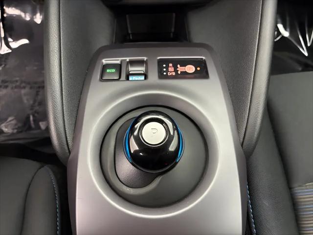 2025 Nissan LEAF S