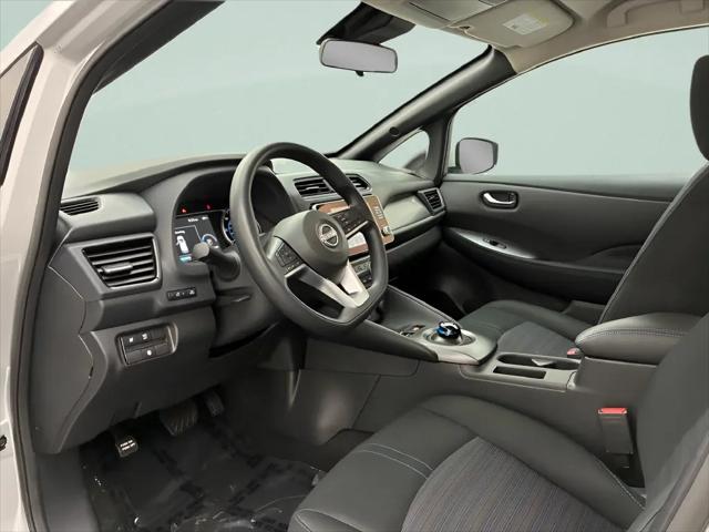 2025 Nissan LEAF S