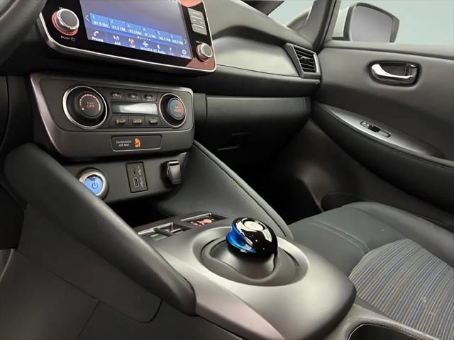 2025 Nissan LEAF S