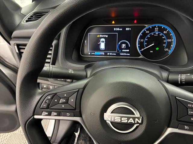 2025 Nissan LEAF S
