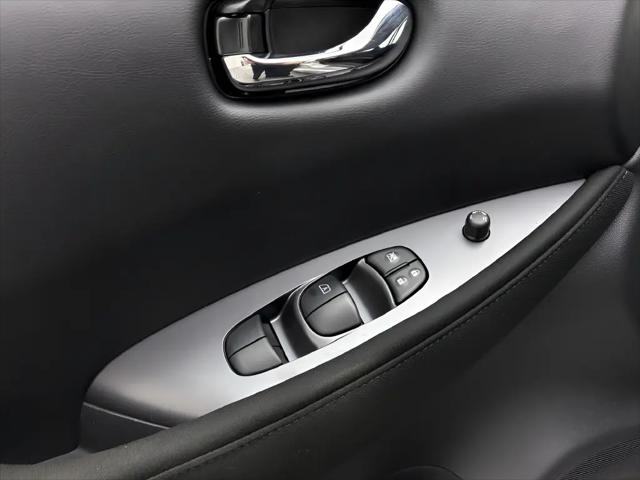 2025 Nissan LEAF S