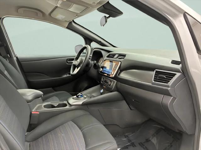 2025 Nissan LEAF S
