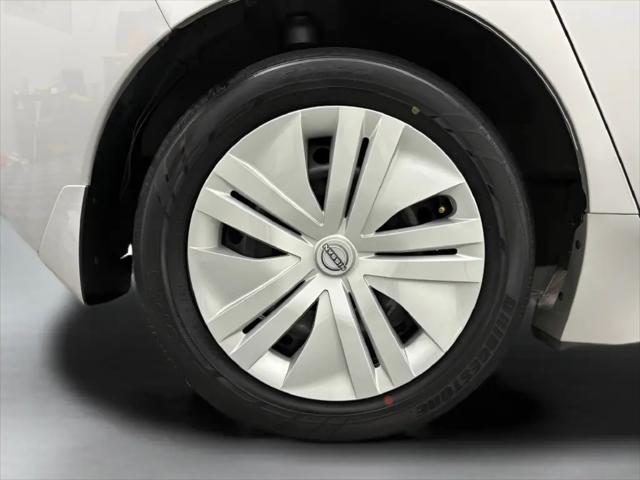 2025 Nissan LEAF S