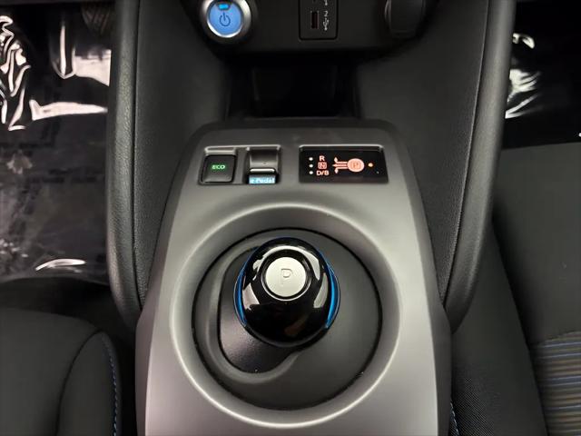 2025 Nissan LEAF S
