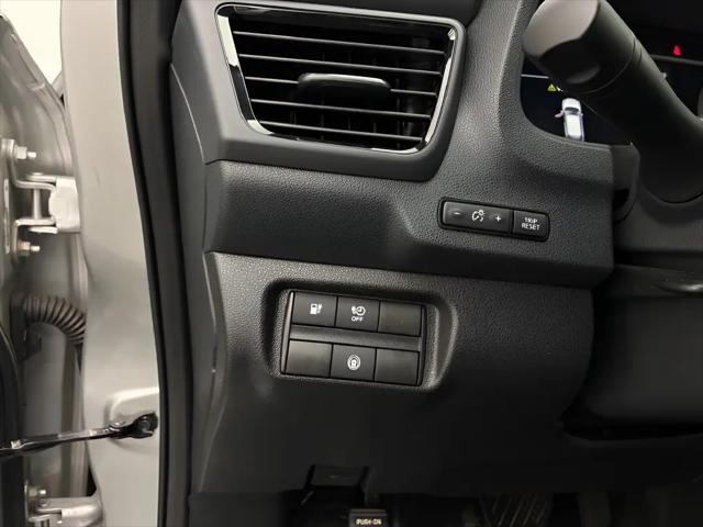 2025 Nissan LEAF S