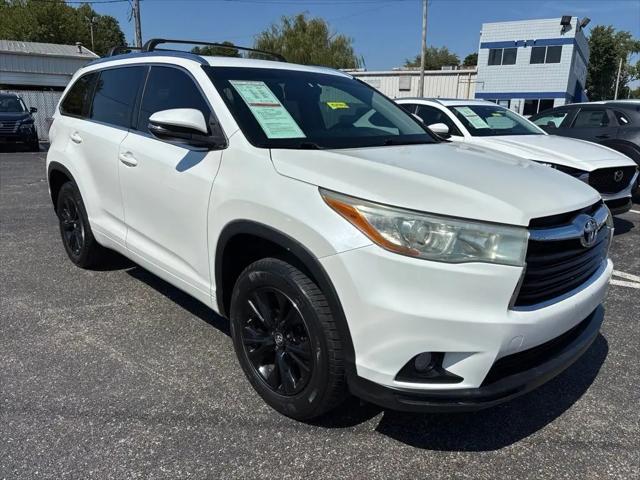2016 Toyota Highlander XLE V6 for sale in Louisville, KY