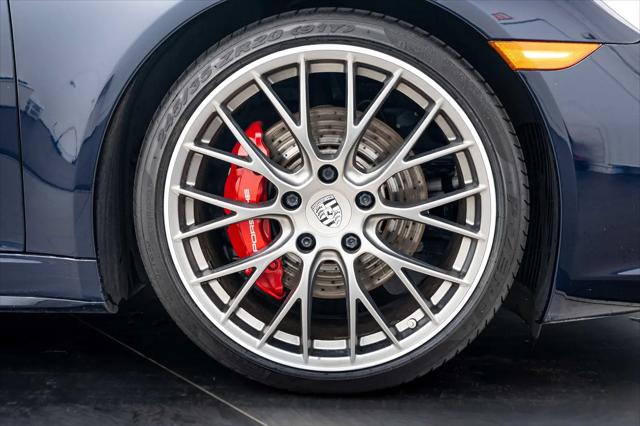 2017 Porsche 911 Carrera 4S