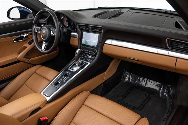 2017 Porsche 911 Carrera 4S