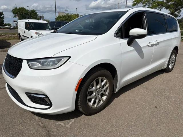 2023 Chrysler Pacifica Touring for sale in Waterford, MI