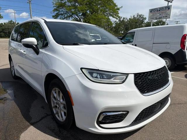 2023 Chrysler Pacifica Touring