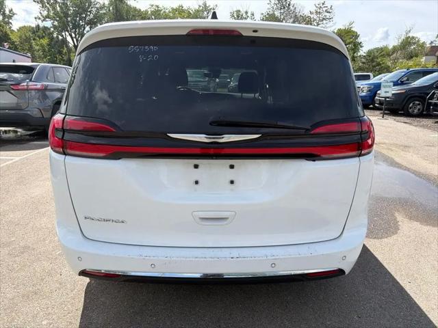 2023 Chrysler Pacifica Touring