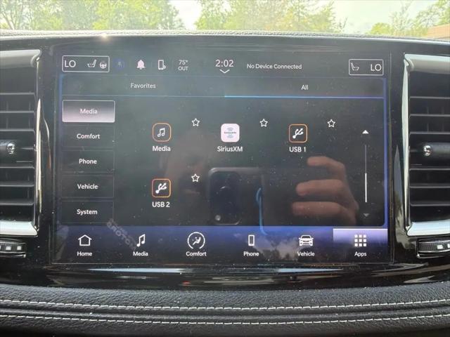 2023 Chrysler Pacifica Touring