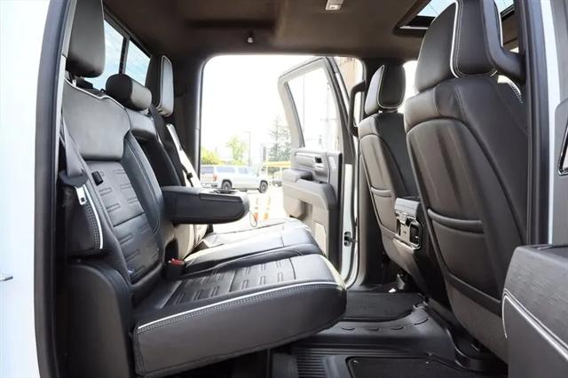 2024 GMC Sierra 2500HD AT4X