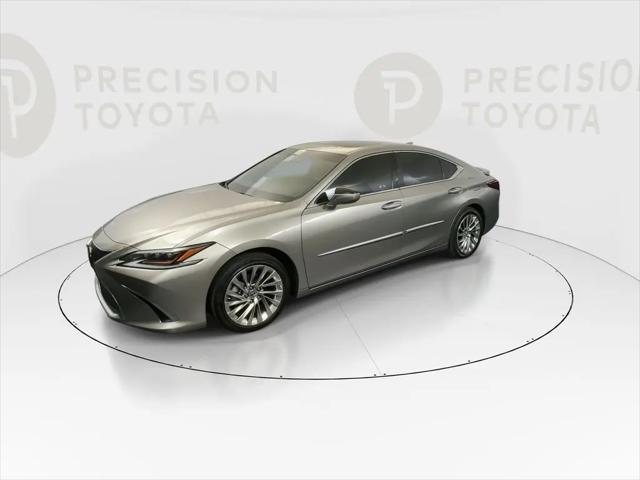 2021 Lexus ES ES 300h Luxury