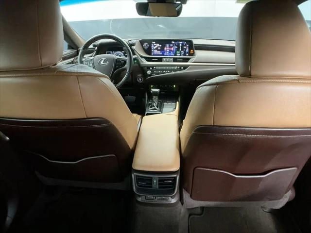 2021 Lexus ES ES 300h Luxury