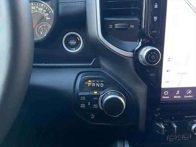 2025 Ram 1500 Big Horn Crew Cab 4x4 64 Box