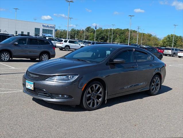 2015 Chrysler 200 S
