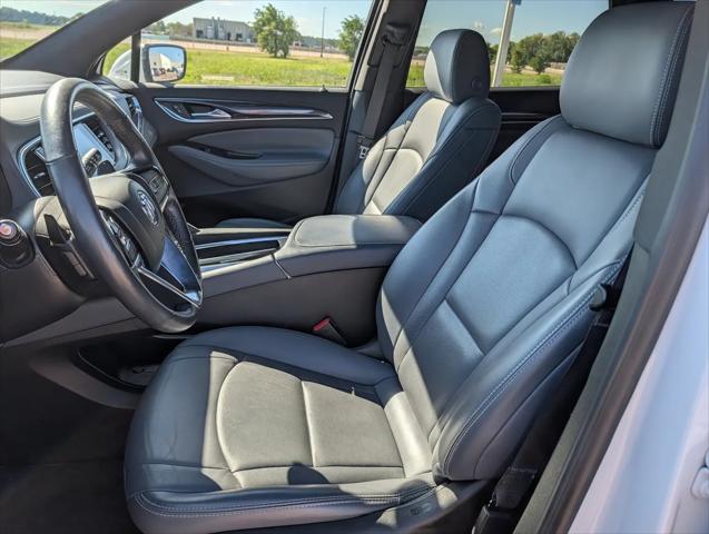 2023 Buick Enclave Essence AWD