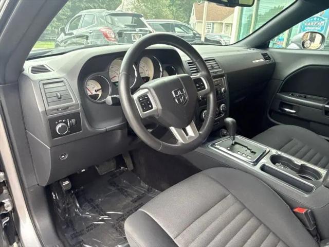 2013 Dodge Challenger SXT