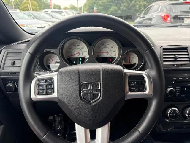 2013 Dodge Challenger SXT
