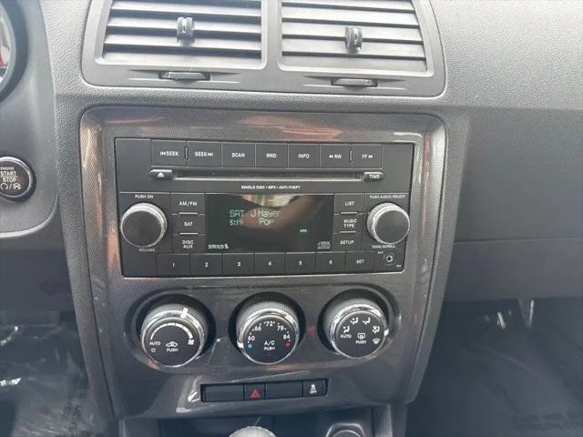 2013 Dodge Challenger SXT