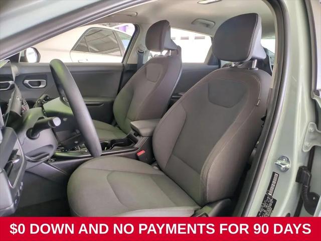 2025 Kia K4 LXS