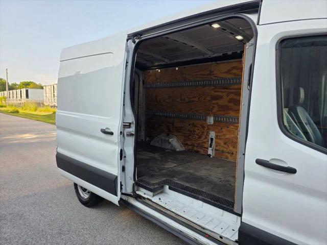 2019 Ford Transit Medium Roof w/Sliding Side Door w/LWB