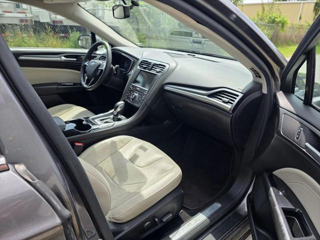 2014 Ford Fusion Hybrid Titanium